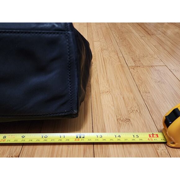 Kate Spade New York Dawn Tote Bag Medium Black Purse Magnetic Snap Zipper Logo - Picture 6 of 16